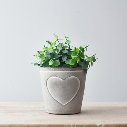 CEMENT POT WHITE HEART OUTLINE