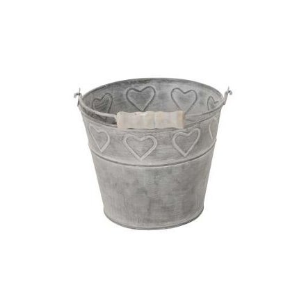 Heart Trim Metal Bucket